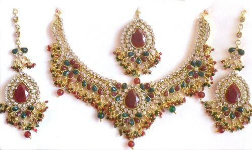 costume-jewellery.jpg