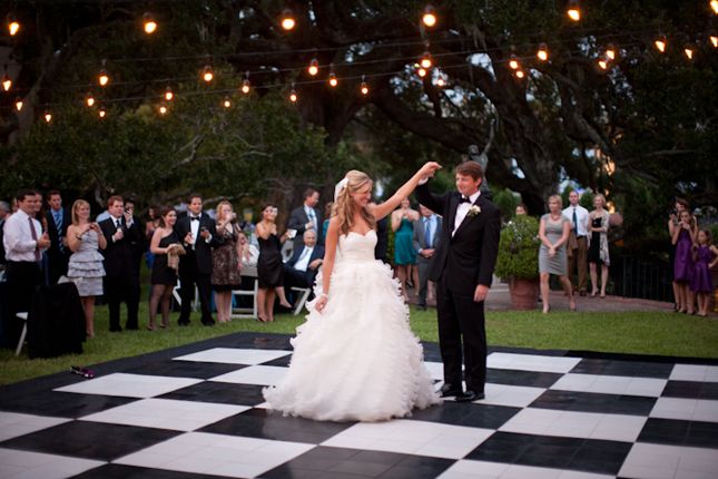 How To Keep Your Wedding Guests Dancing My Dream Wedding