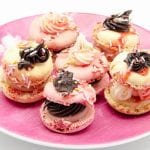 b2ap3_thumbnail_decorated-macarons-on-plate.jpg