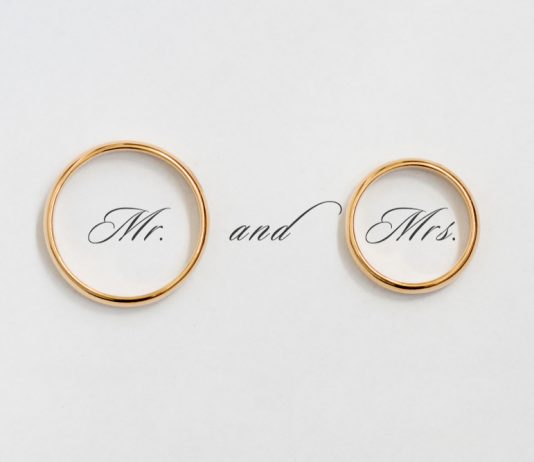 Tips For Choosing Beautiful Online Wedding Invitations To Suit Your Big Day