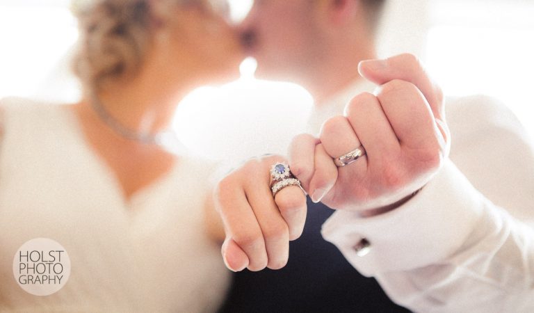 141 Sarah Dean wedding holst photography 2017 768x450